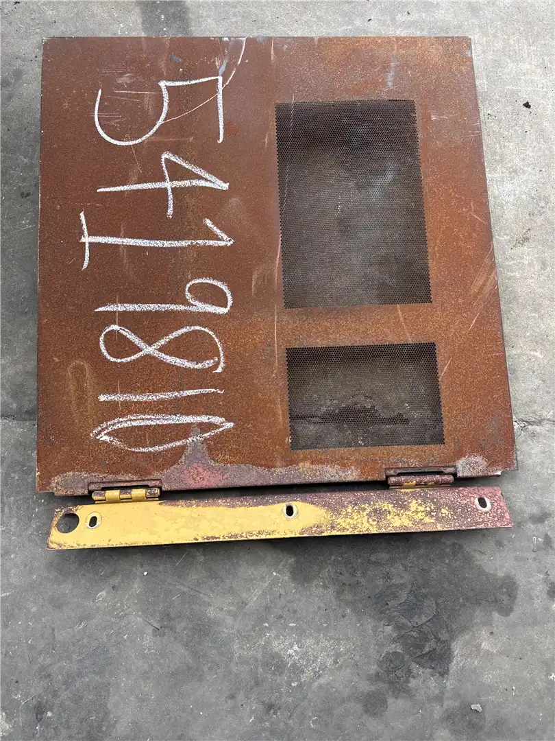USED ENGINE HOOD image 4