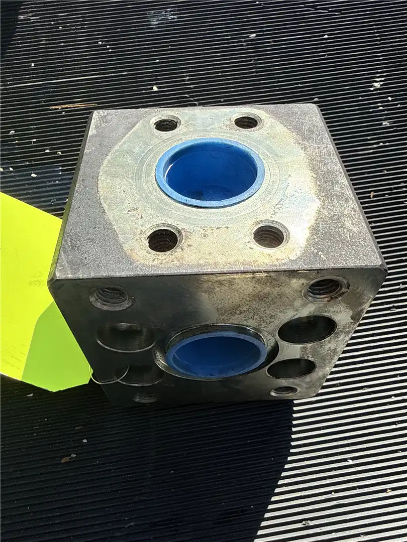 USED BLOCK image 2