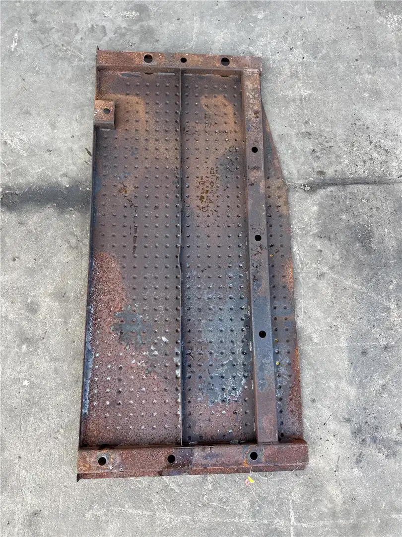 USED COVER AS image 4