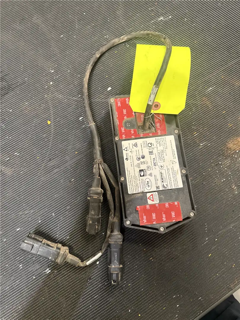 USED CONTROL GP image 2