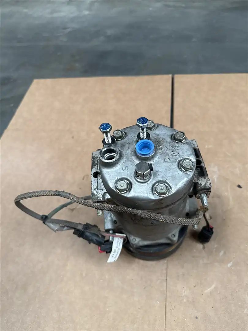 USED COMPRESSOR image 3