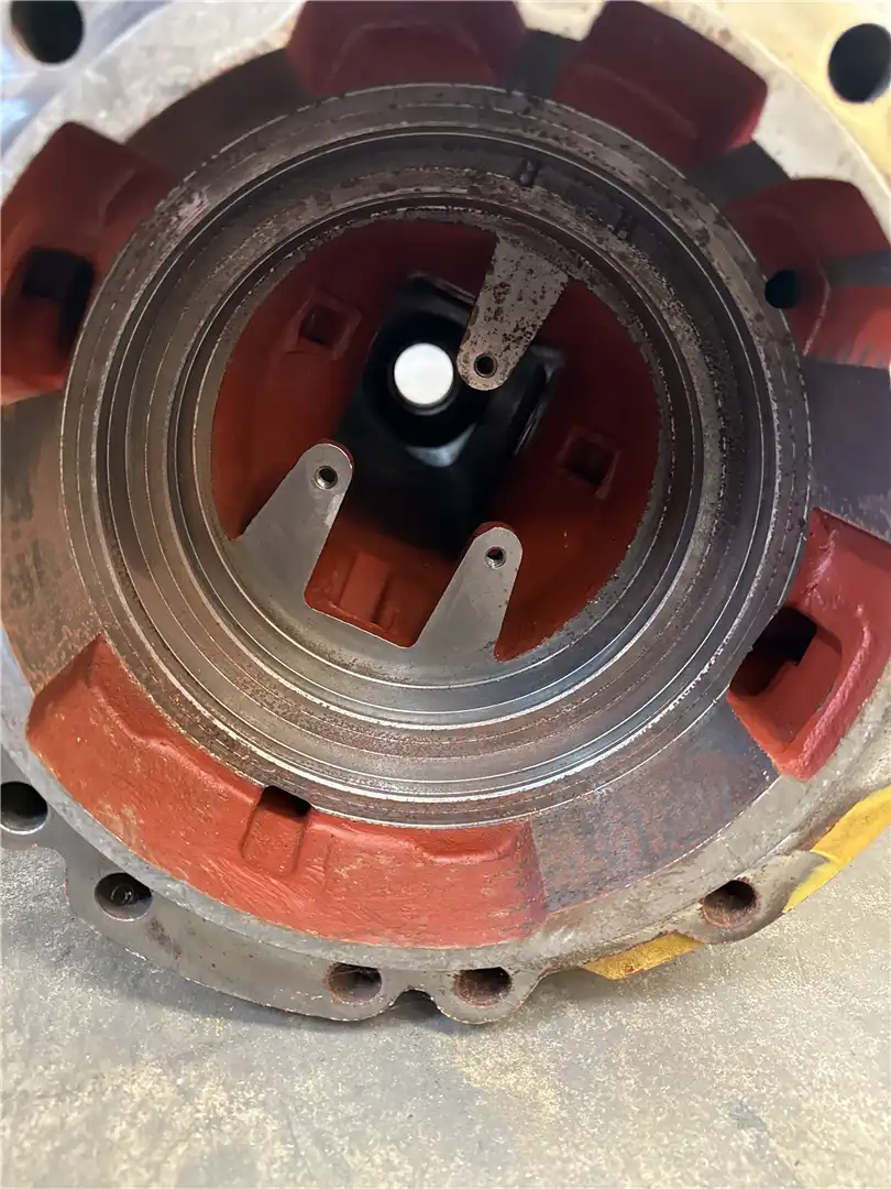 USED AXLE CASE image 2