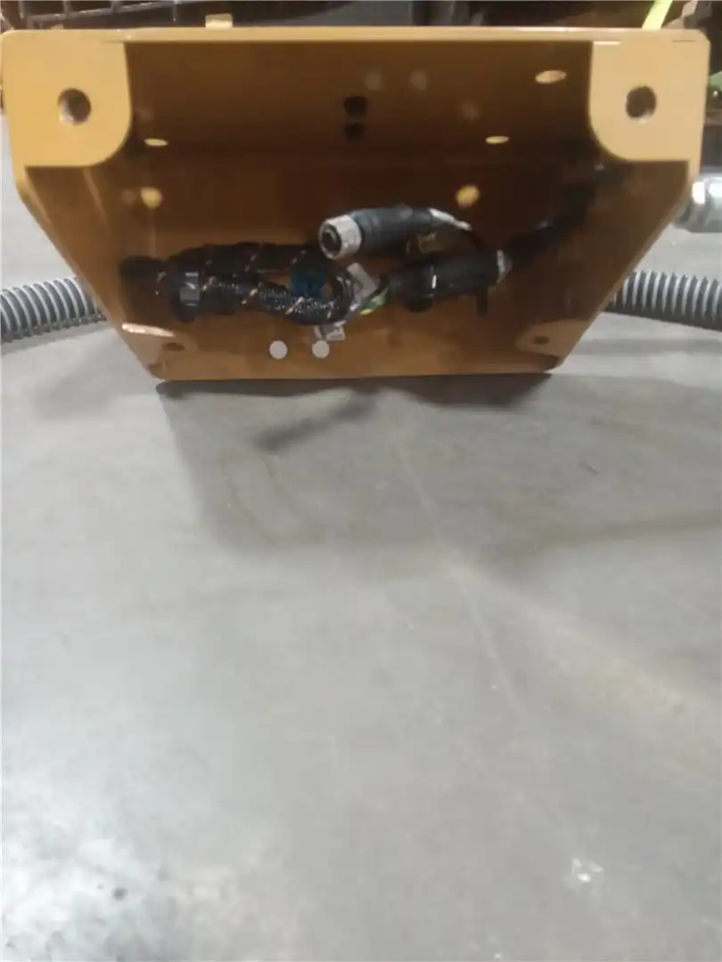 USED BLADE CONTROL image 2