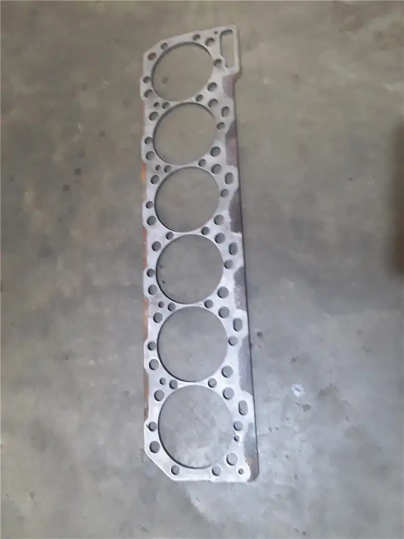 USED PLATE SPACER indicator image 1