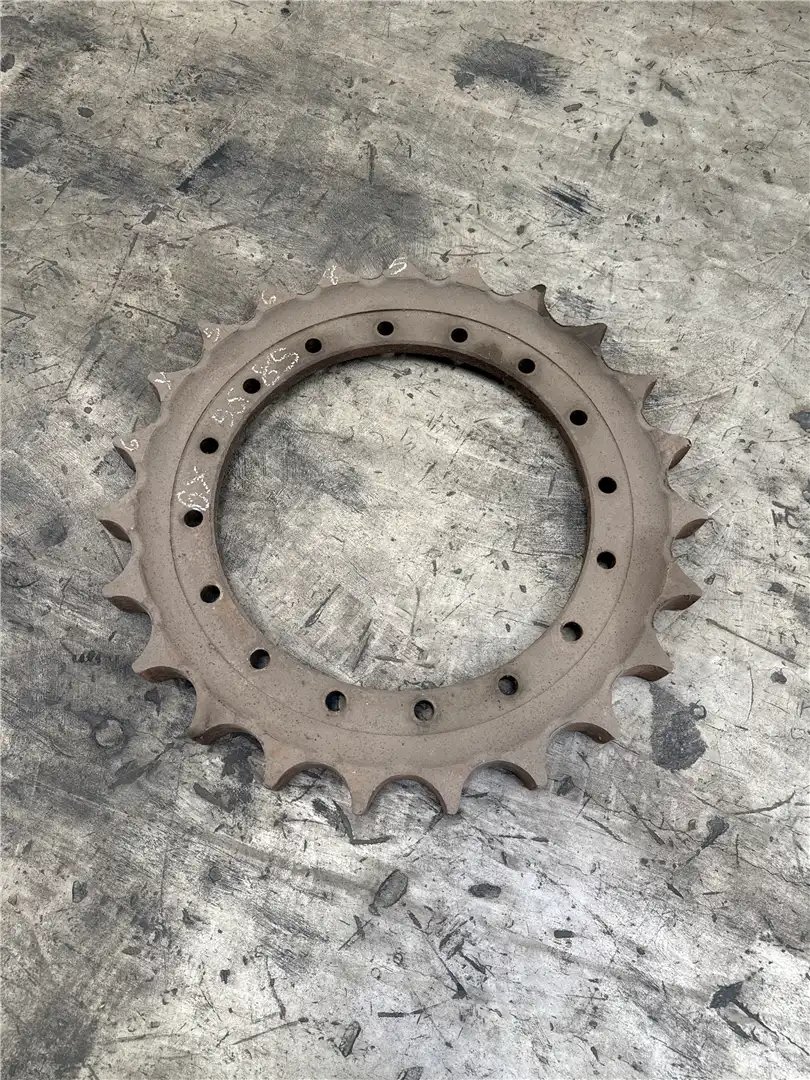 USED SPROCKET image 2