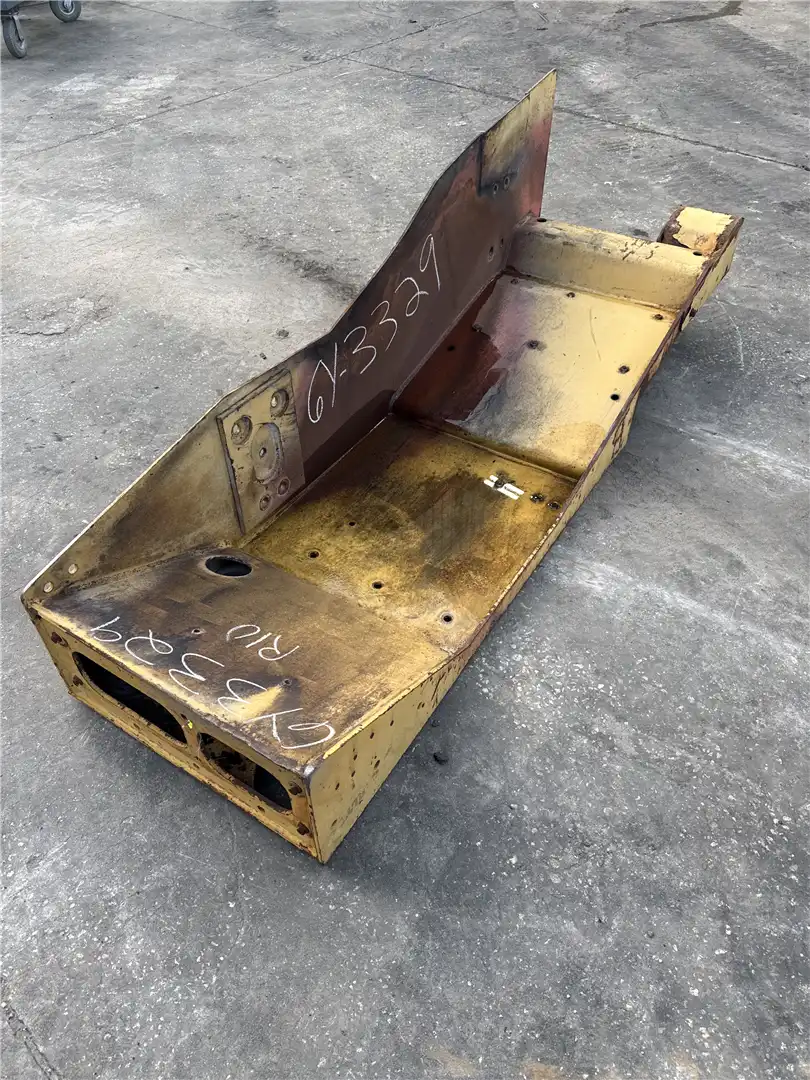 USED RH FENDER indicator image 1