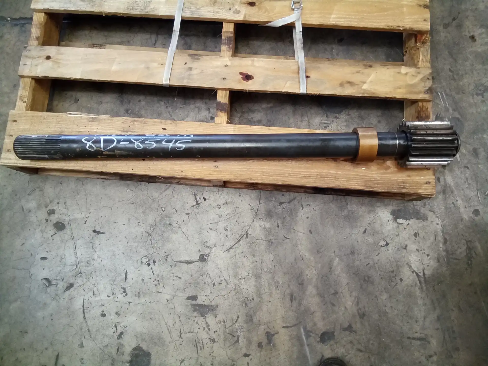 USED AXLE SHAFT image 2