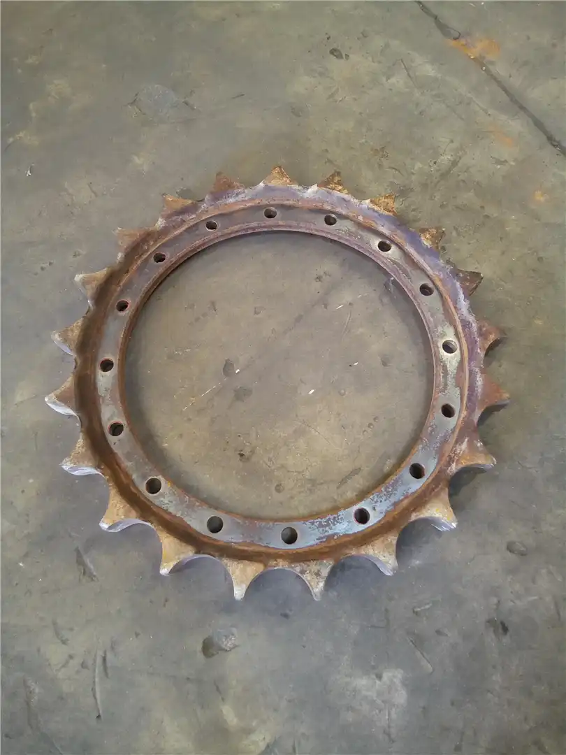 USED SPROCKET image 5