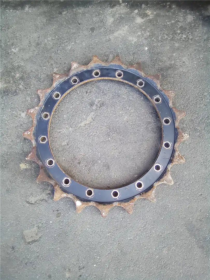 USED SPROCKET image 8