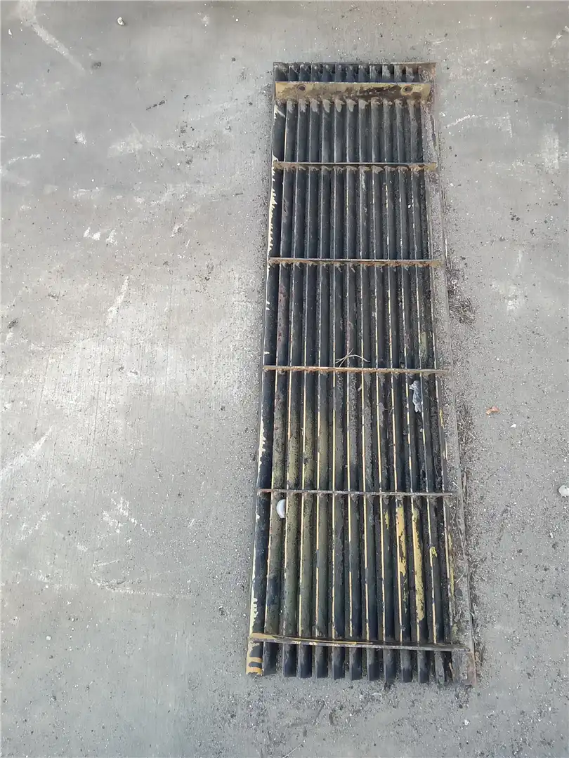 USED GRILL image 2