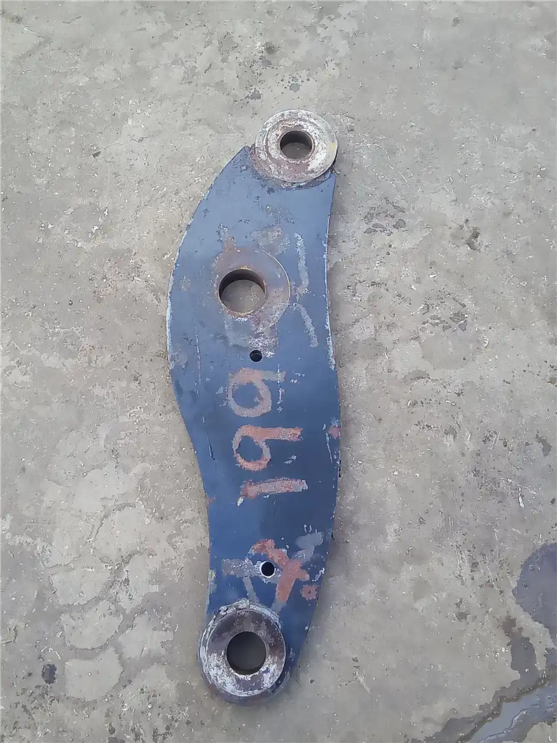 USED REAR LEVER image 2
