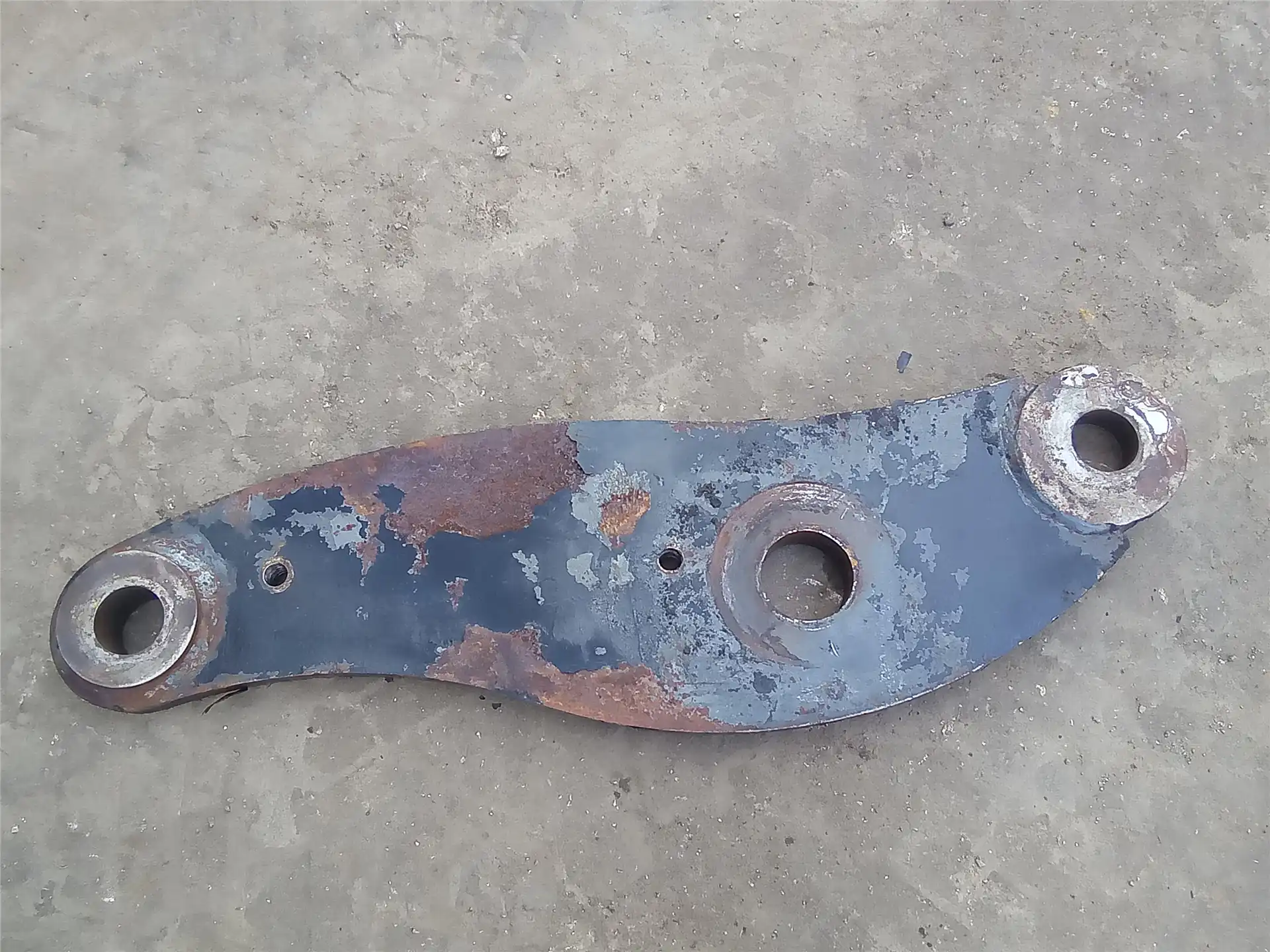 USED REAR LEVER image 2