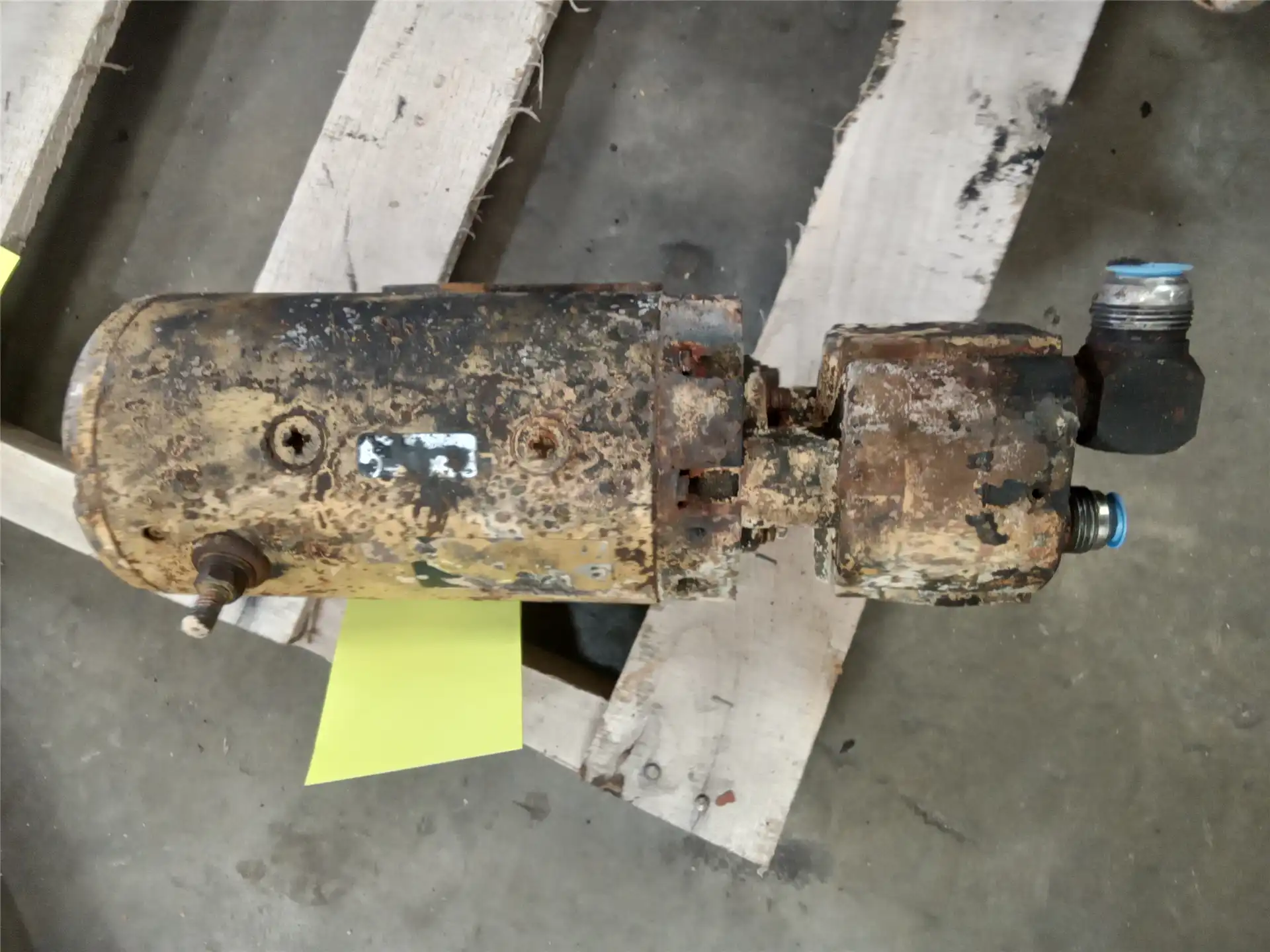 USED PUMP GP indicator image 1