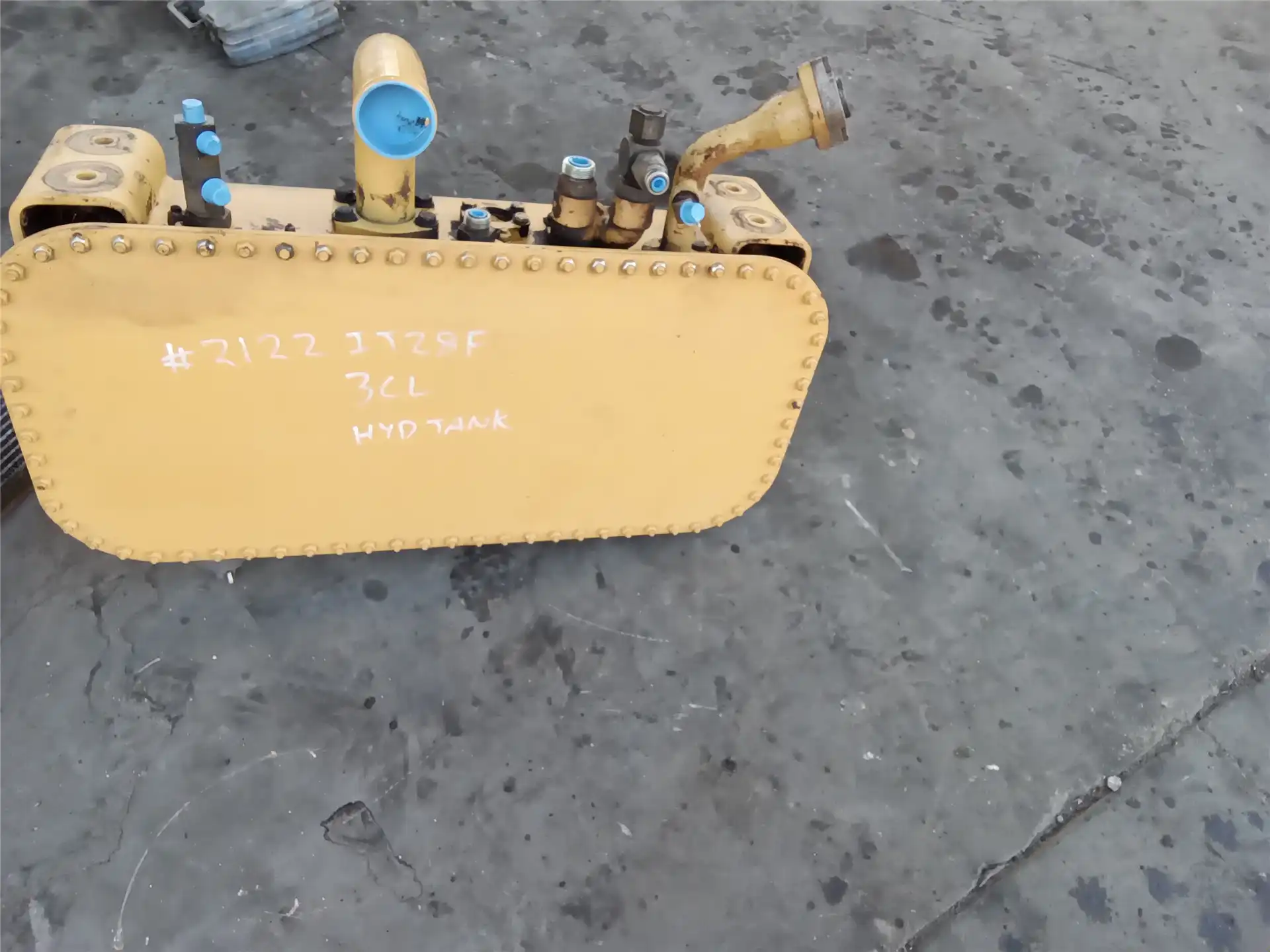 USED HYDRAULIC TAN image 2