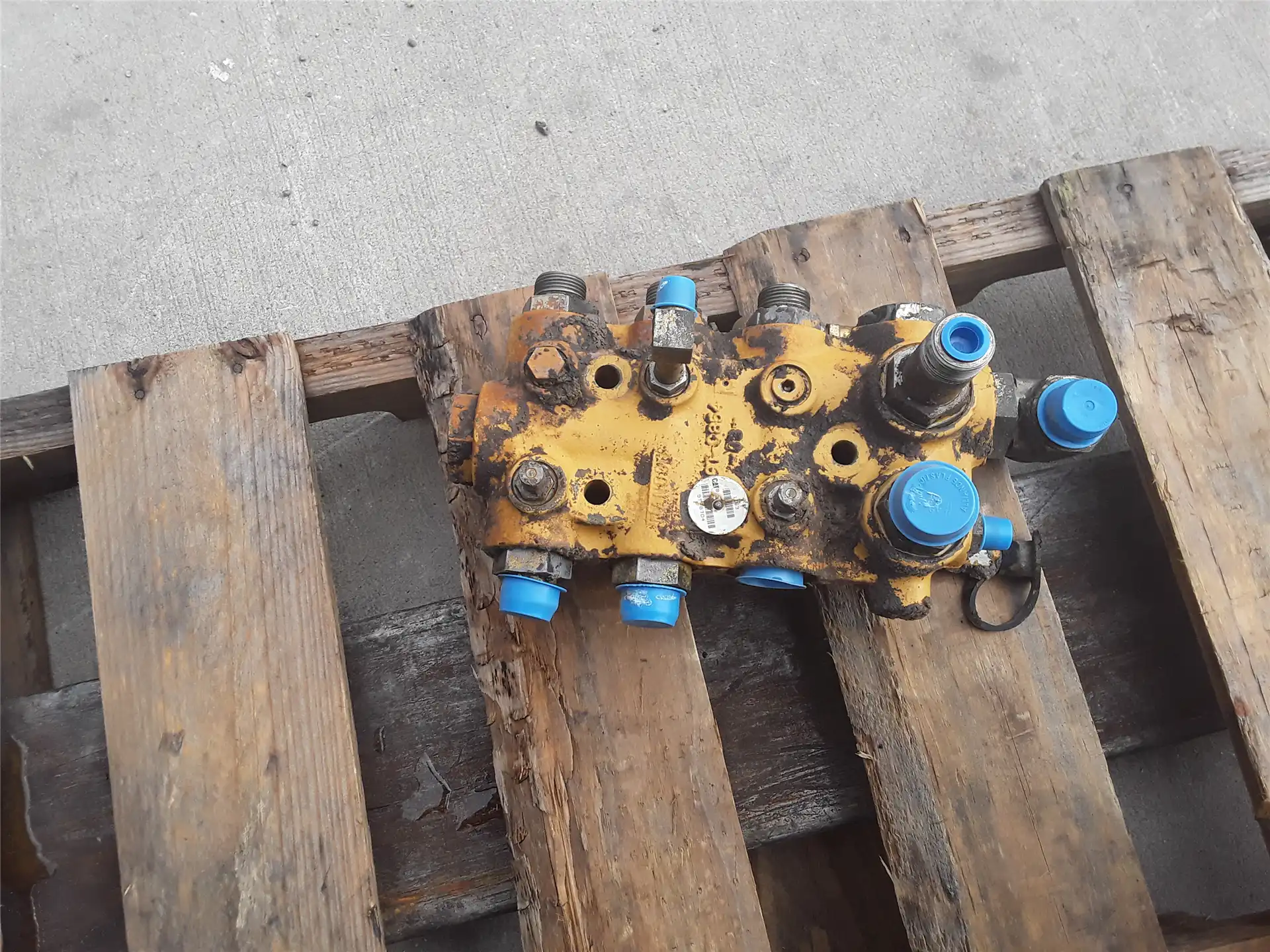 USED VALVE GP-PRES indicator image 1
