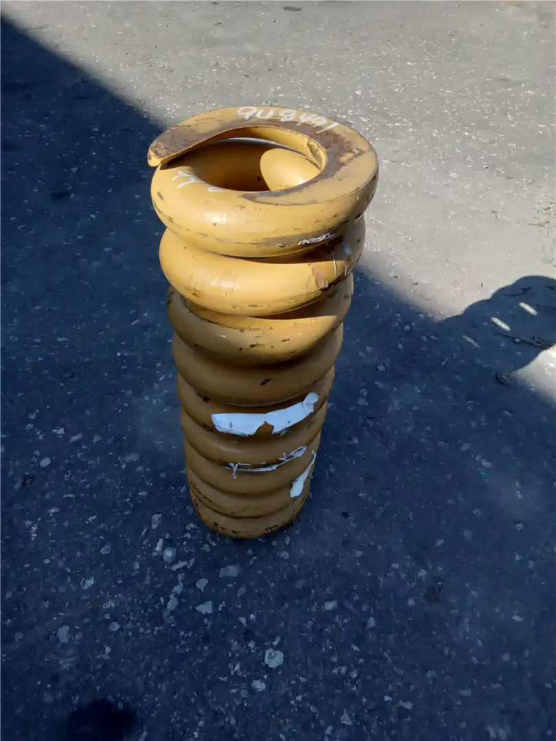 USED RECOIL SPRING indicator image 1