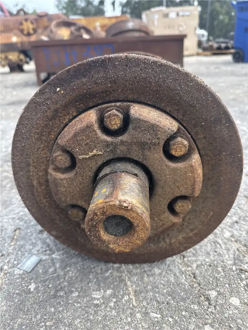 USED TRACK ROLLER image 2