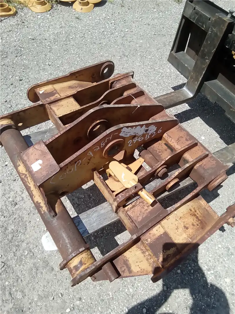 USED COUPLER FRAME image 2