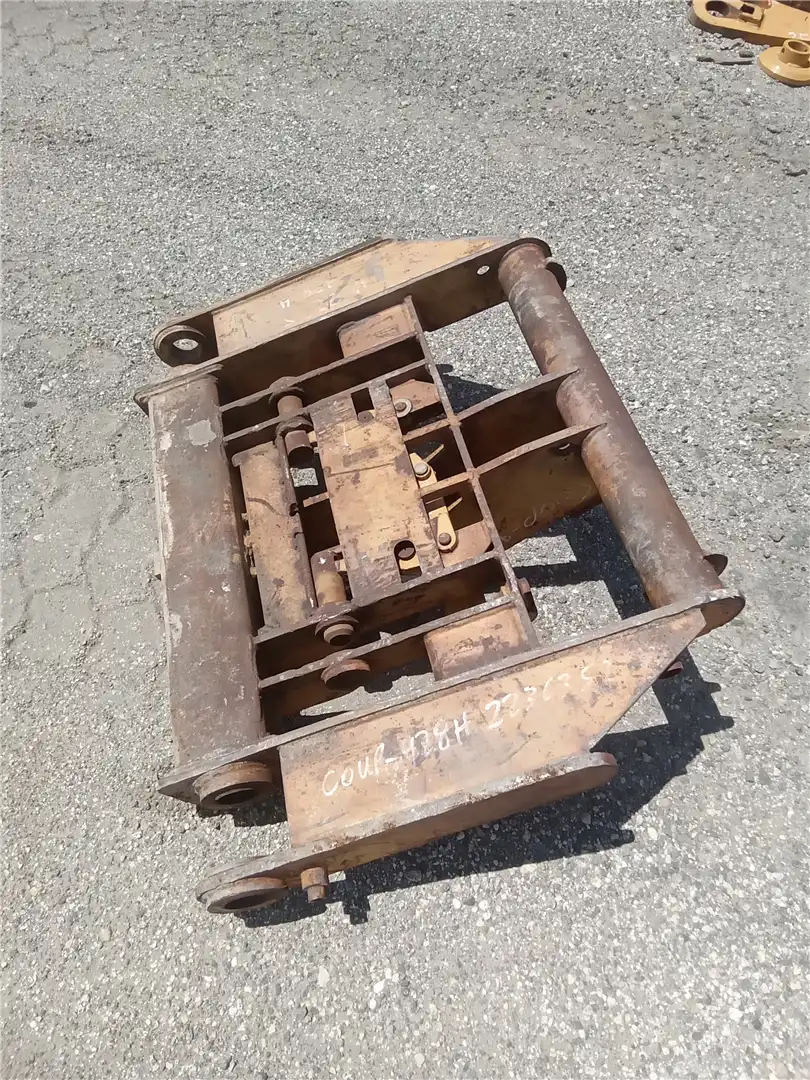 USED COUPLER FRAME image 3