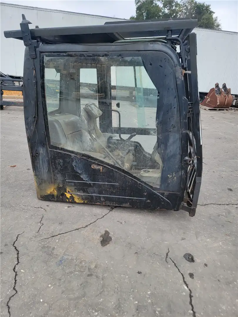 USED CAB image 4