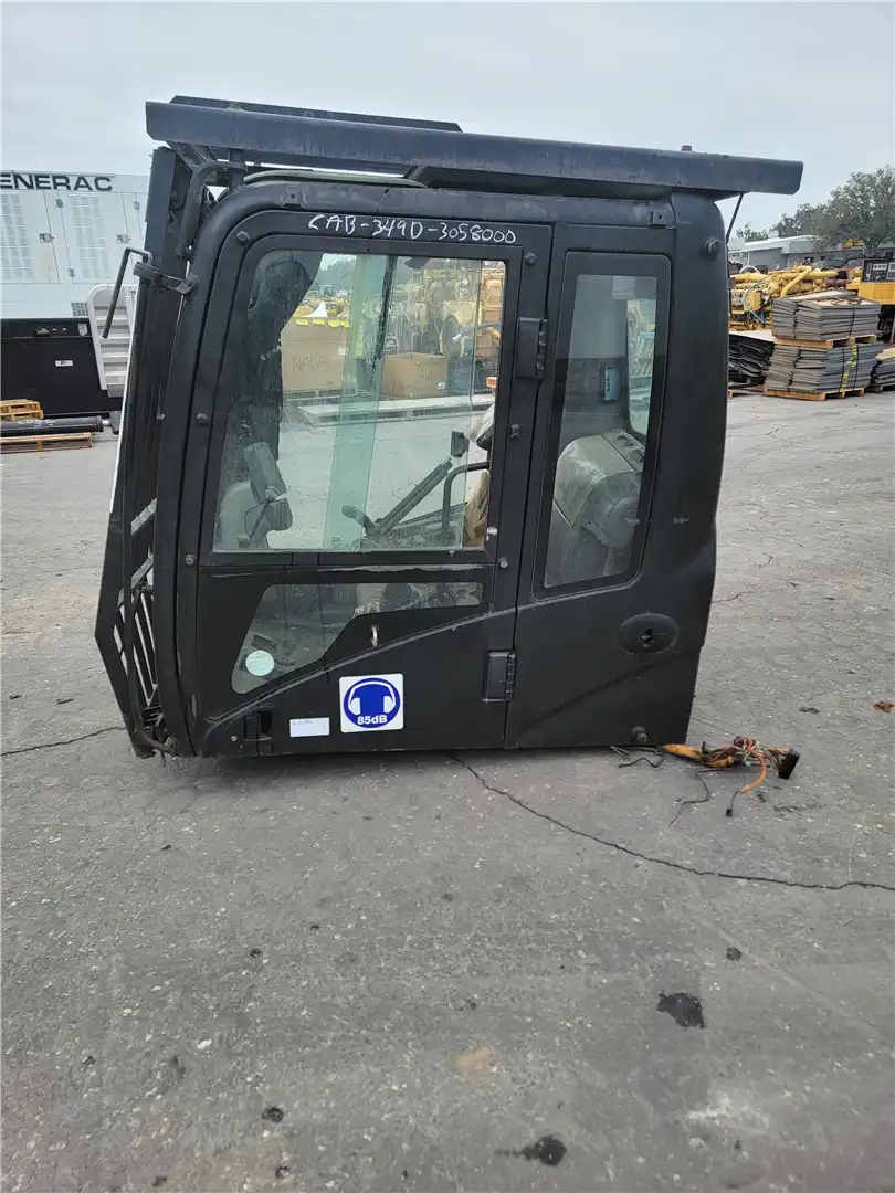 USED CAB image 3