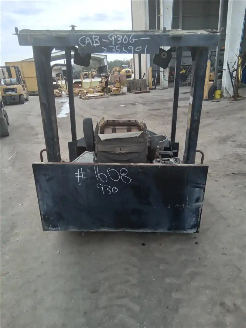 USED CAB image 3