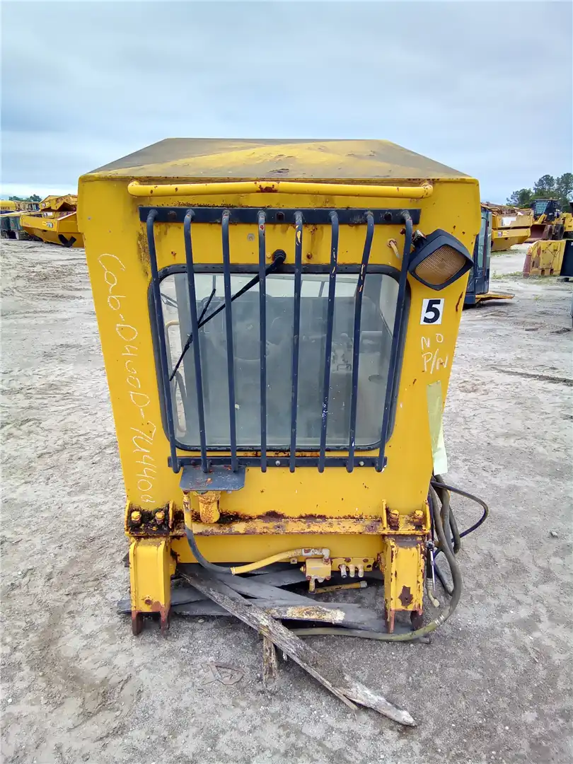 USED CAB image 3