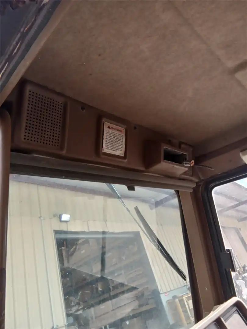 USED CAB image 7