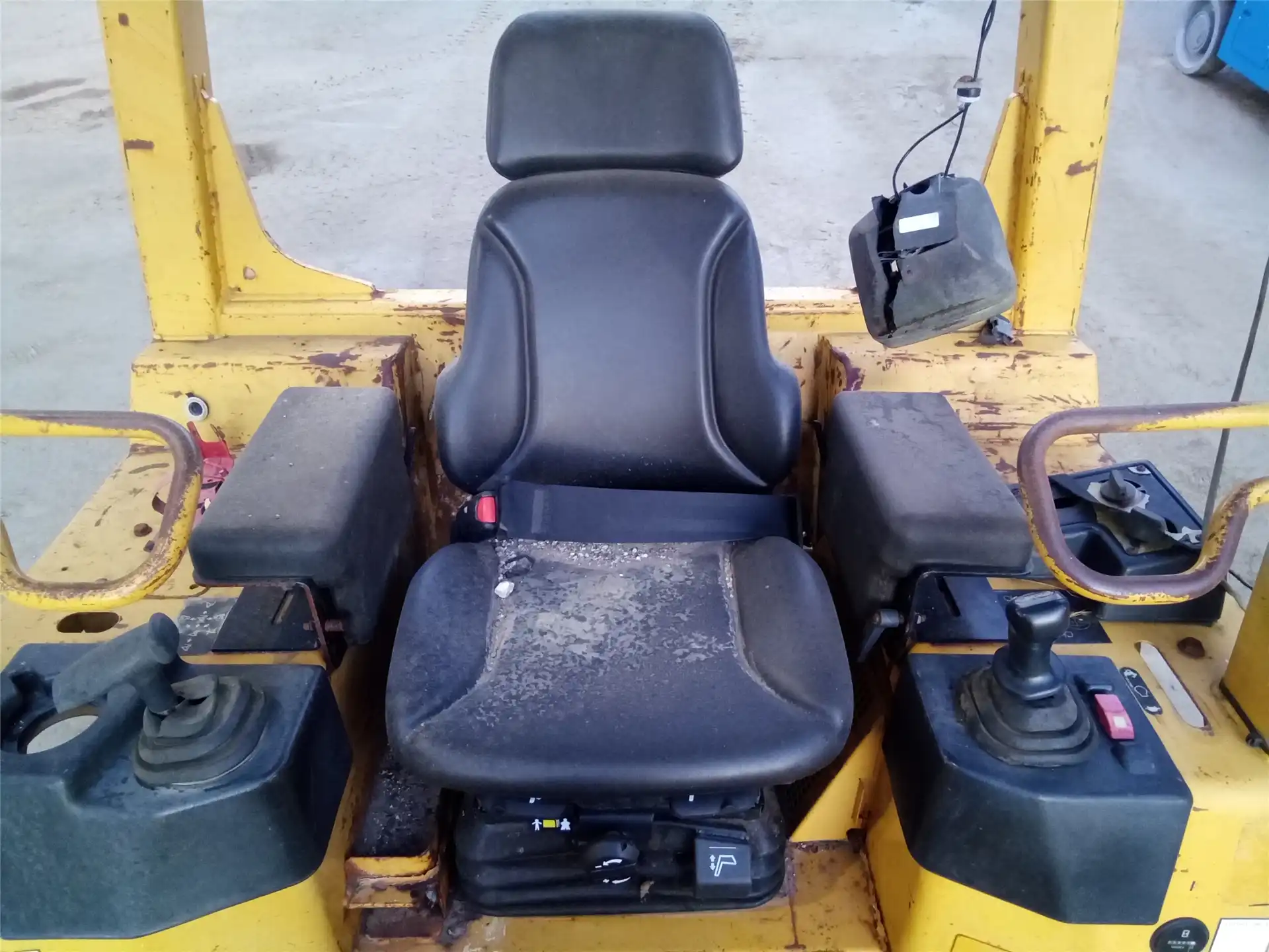USED OPEN CAB image 4