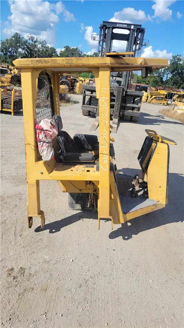 USED CAB image 3