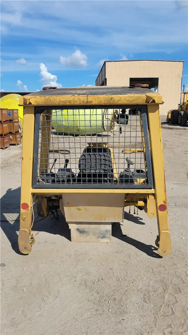 USED CAB image 4