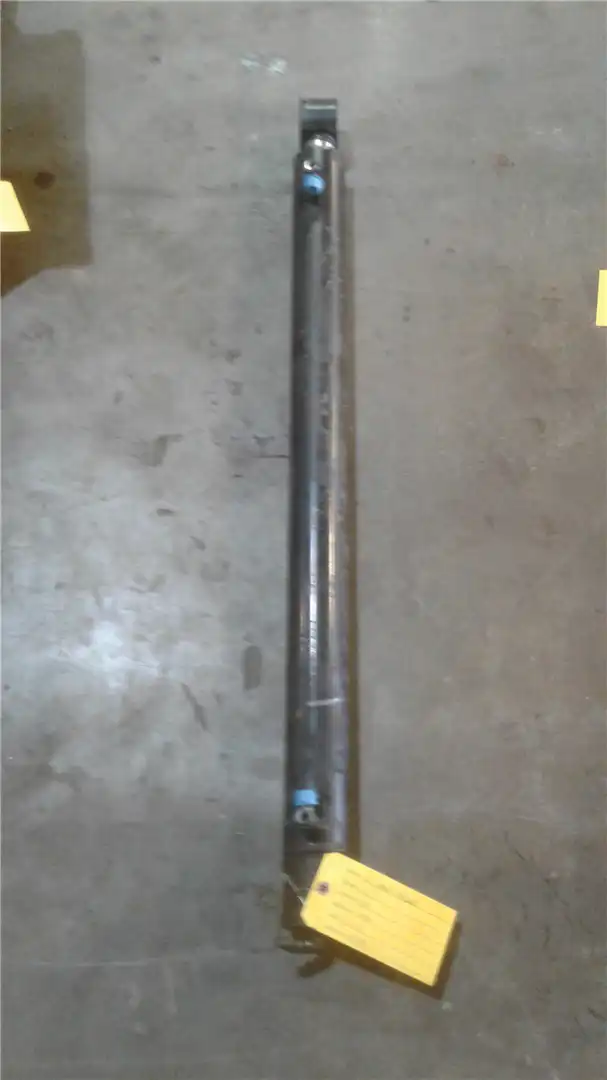 USED CYLINDER LIFT indicator image 1