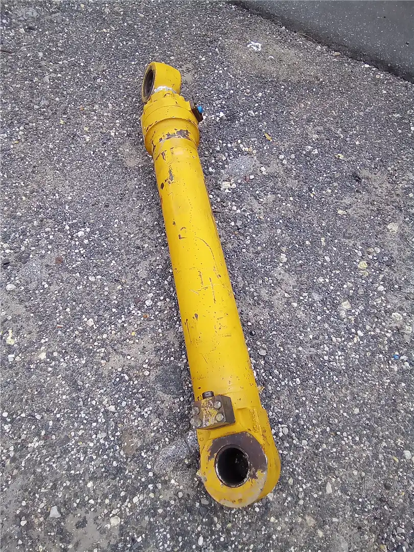 USED CYLINDER AS indicator image 1