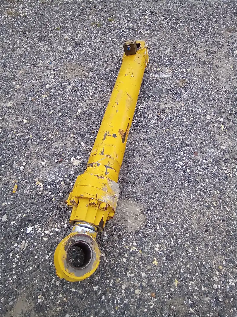 USED CYLINDER AS image 2