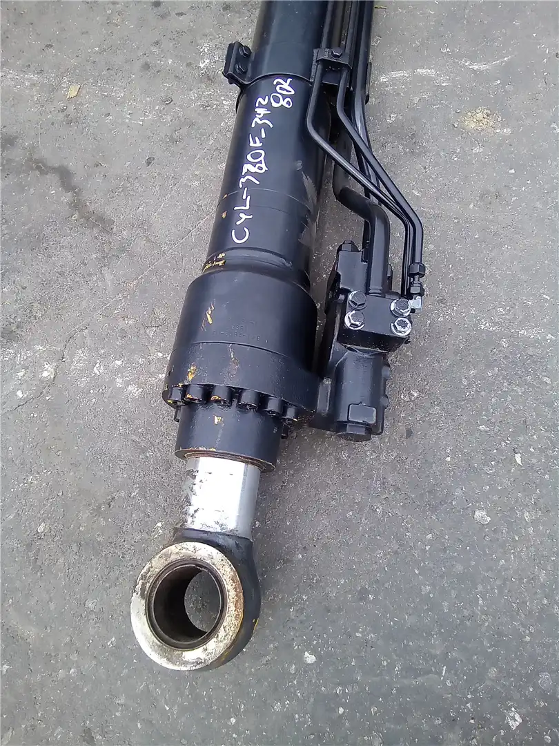 USED STICK CYLINDE image 12