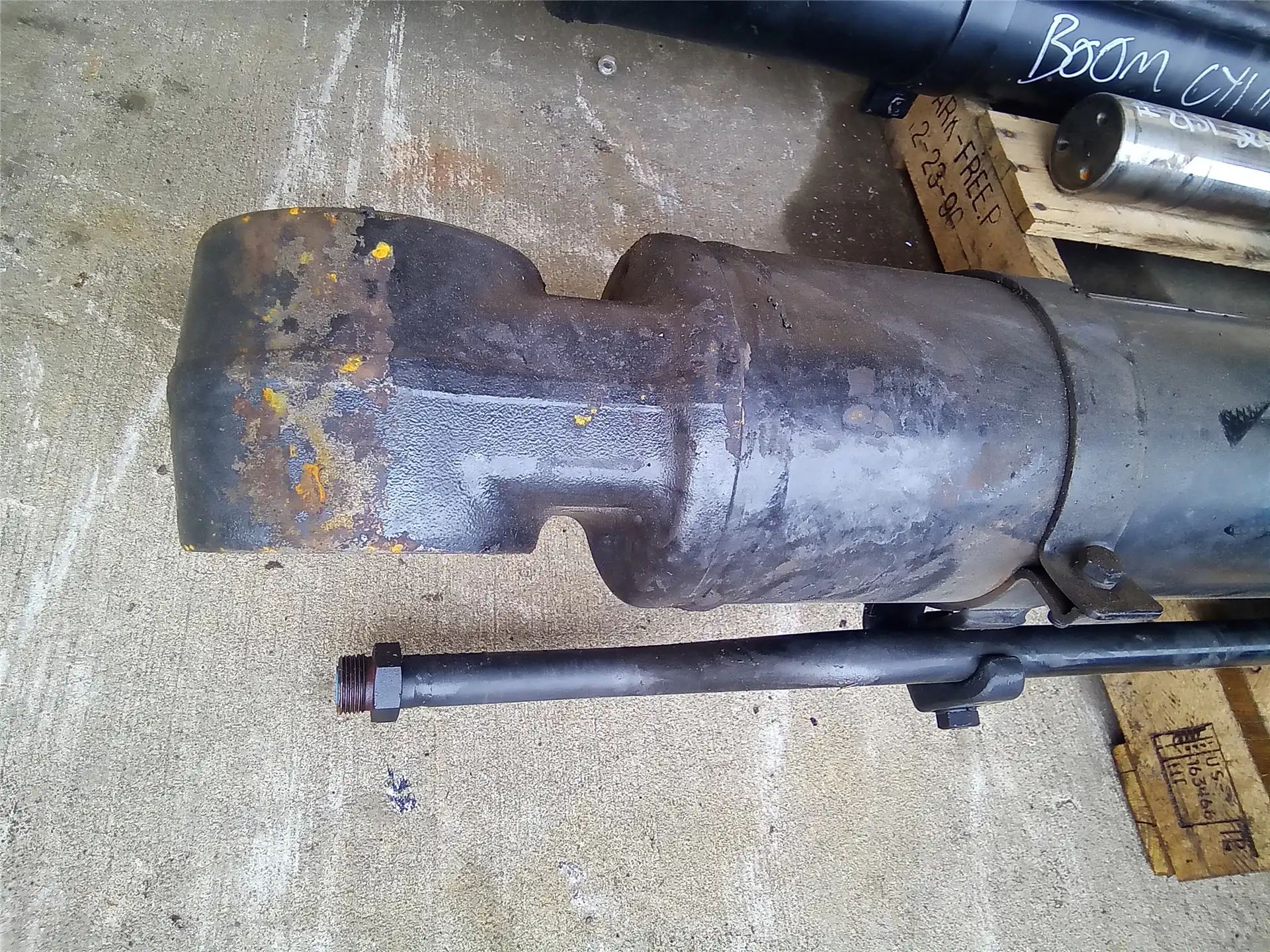 USED STICK CYLINDE image 2