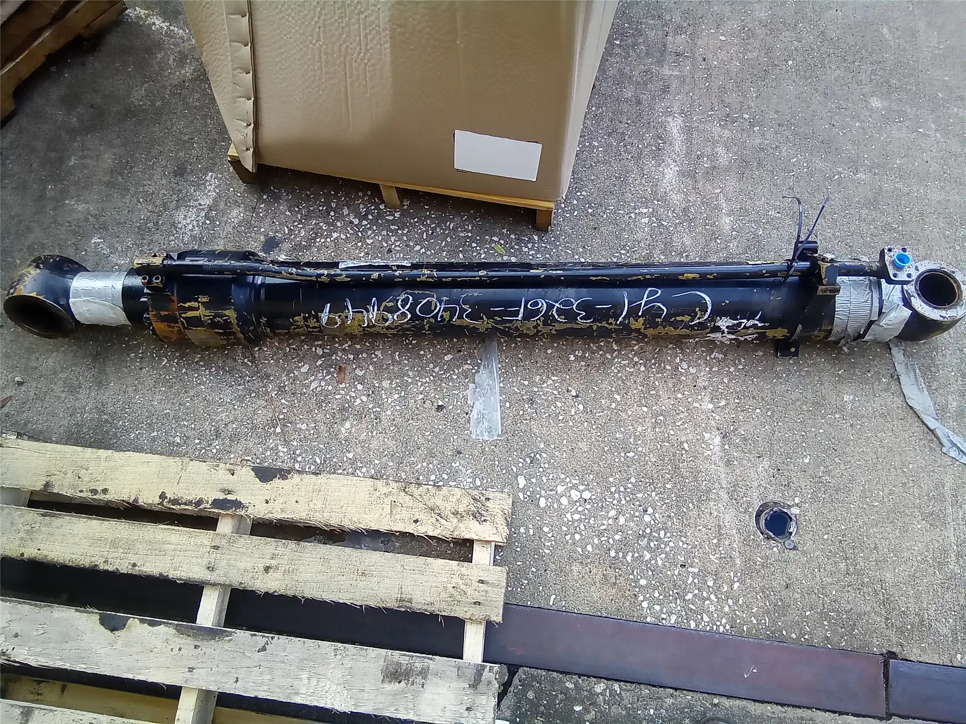 USED BUCKET CYL image 3