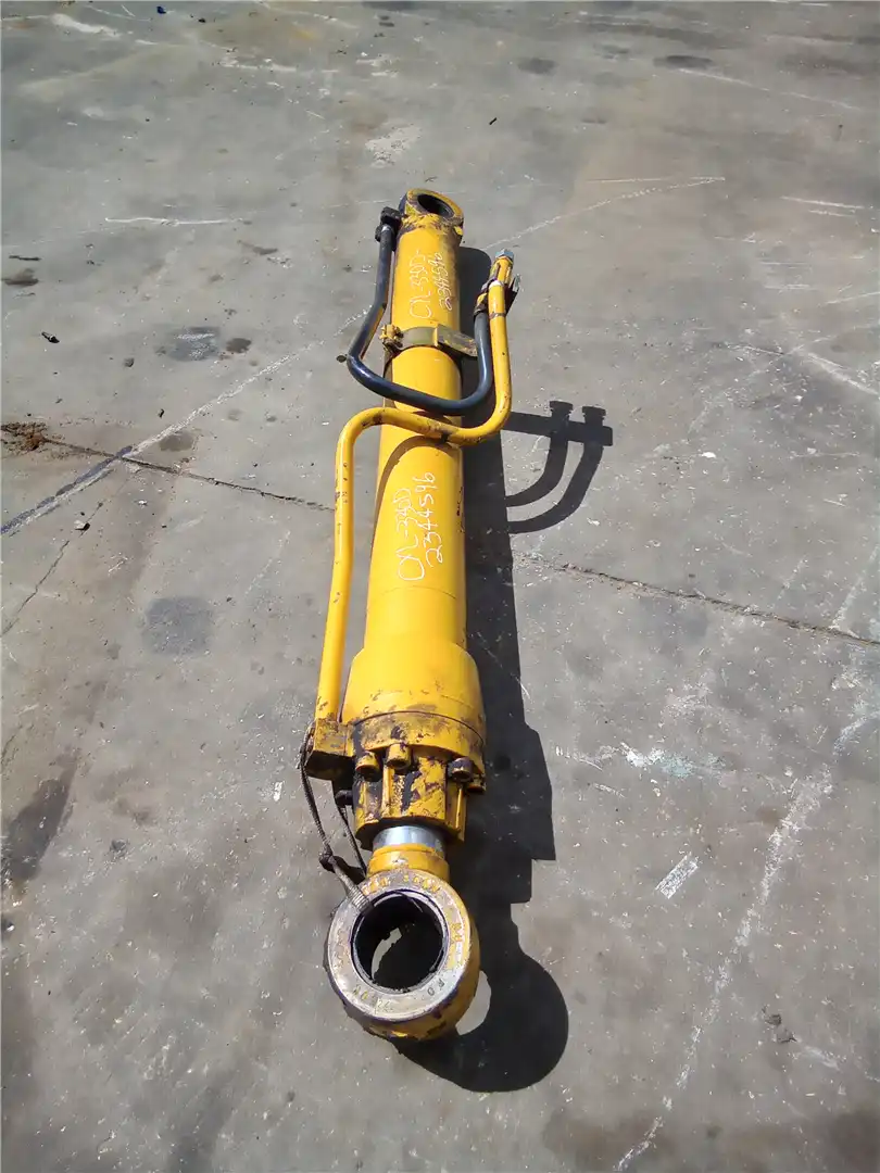 USED RH CYLINDER G indicator image 1