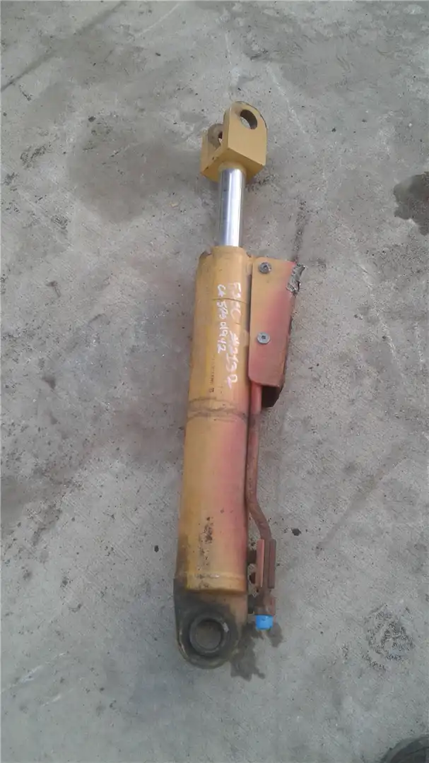 USED BLADE CYLINDE indicator image 1