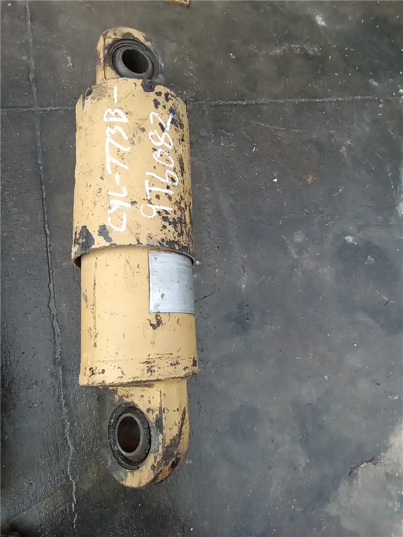 USED SUSP CYL image 2