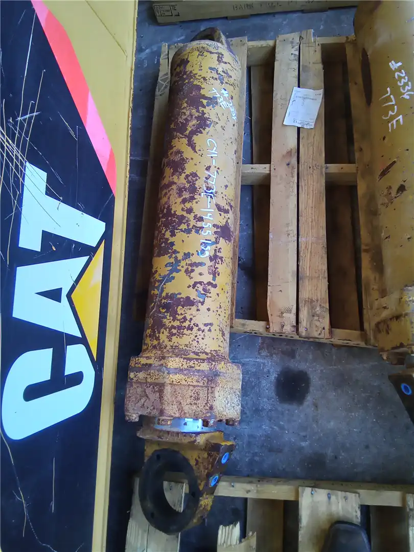 USED HOIST CYL image 3