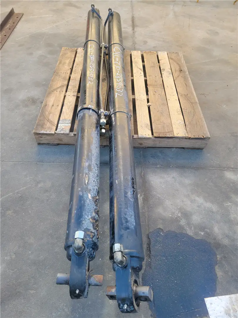 USED HOIST CYL image 3