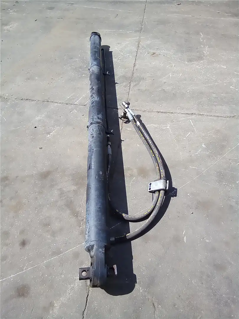 USED HOIST CYL image 3