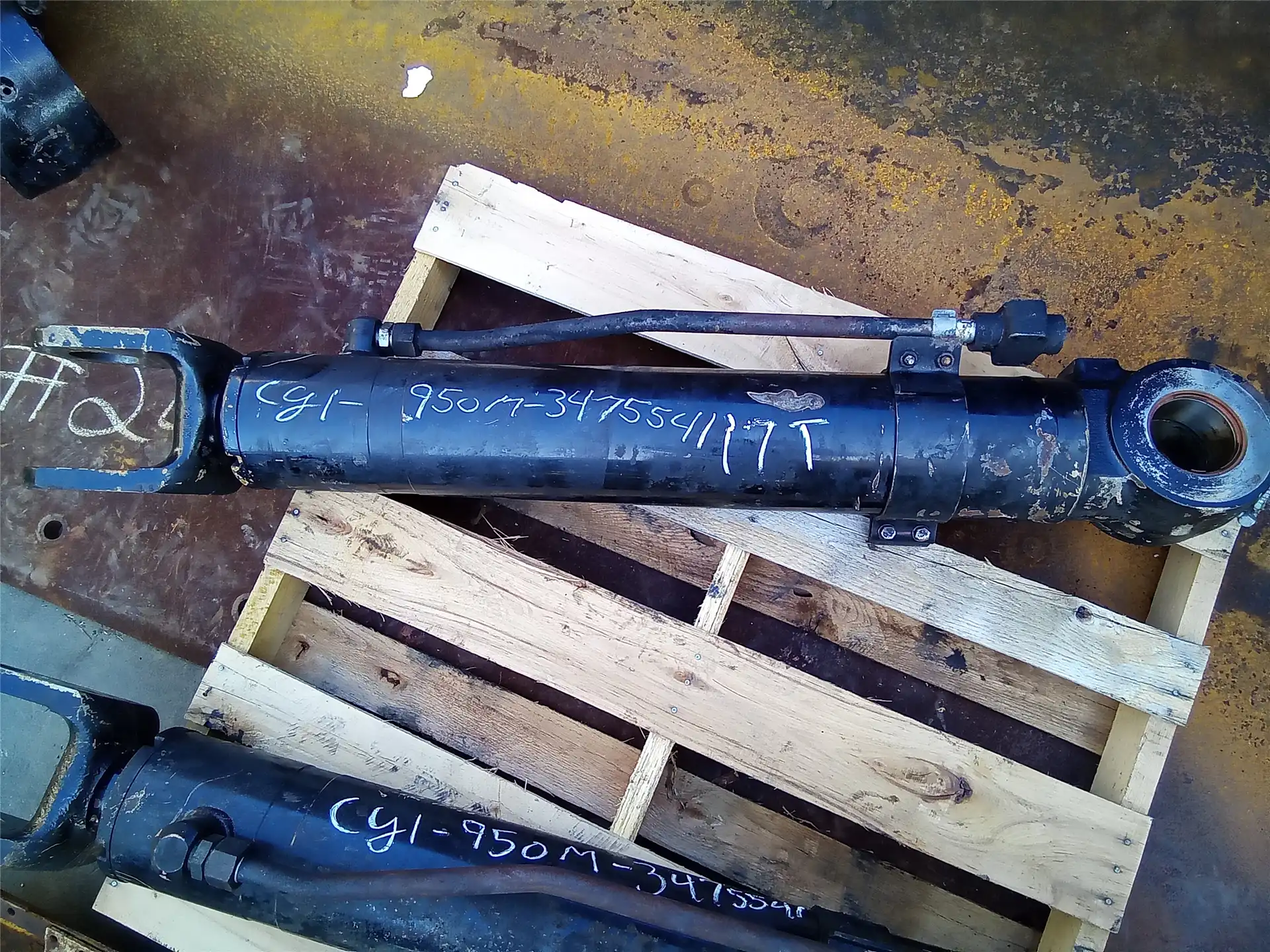 USED LIFT CYL image 5