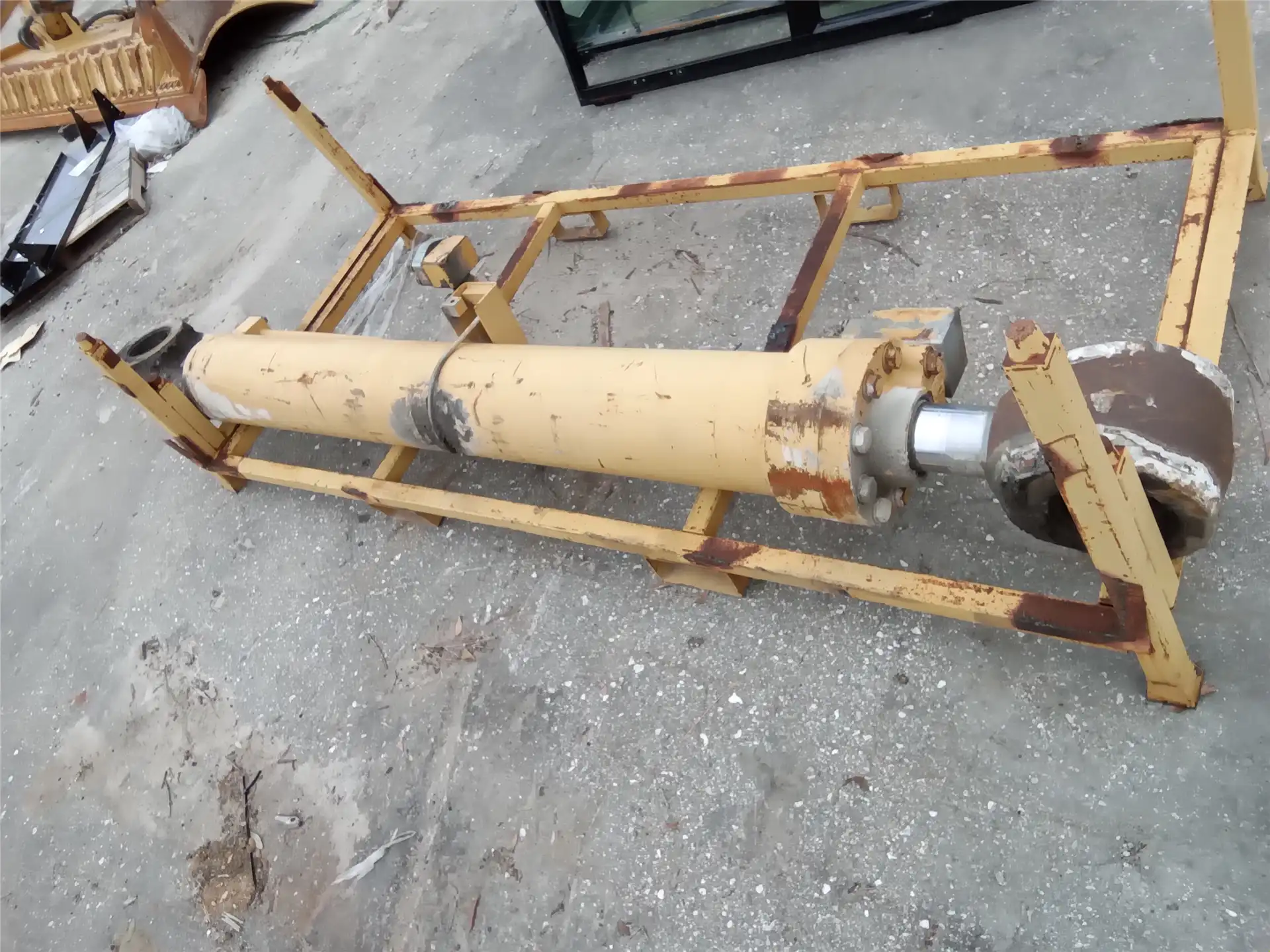 USED CYL GP LIFT H indicator image 1