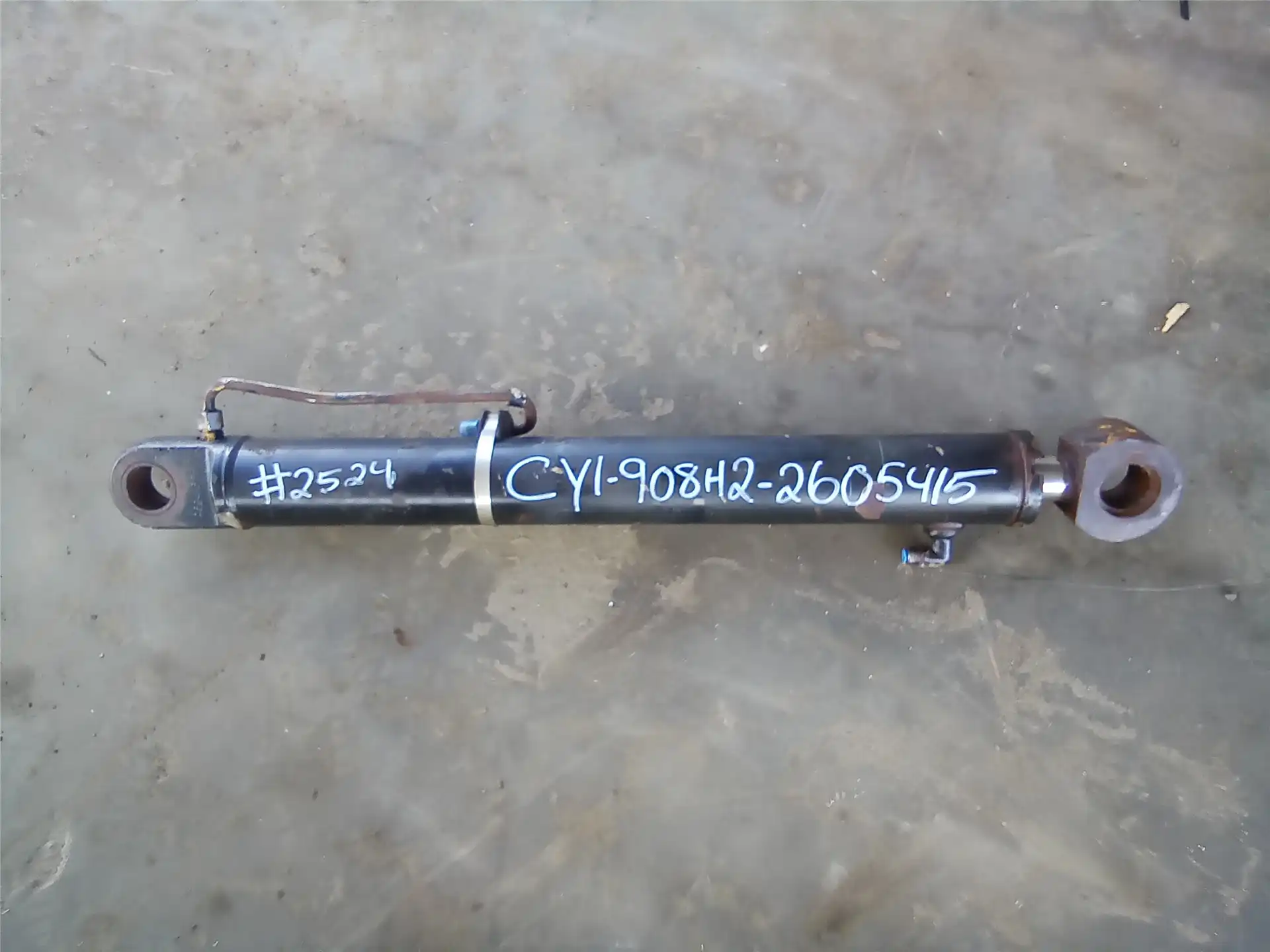 USED LIFT CYL indicator image 1