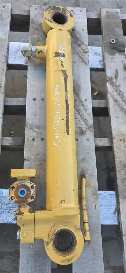 USED STEER CYL image 2