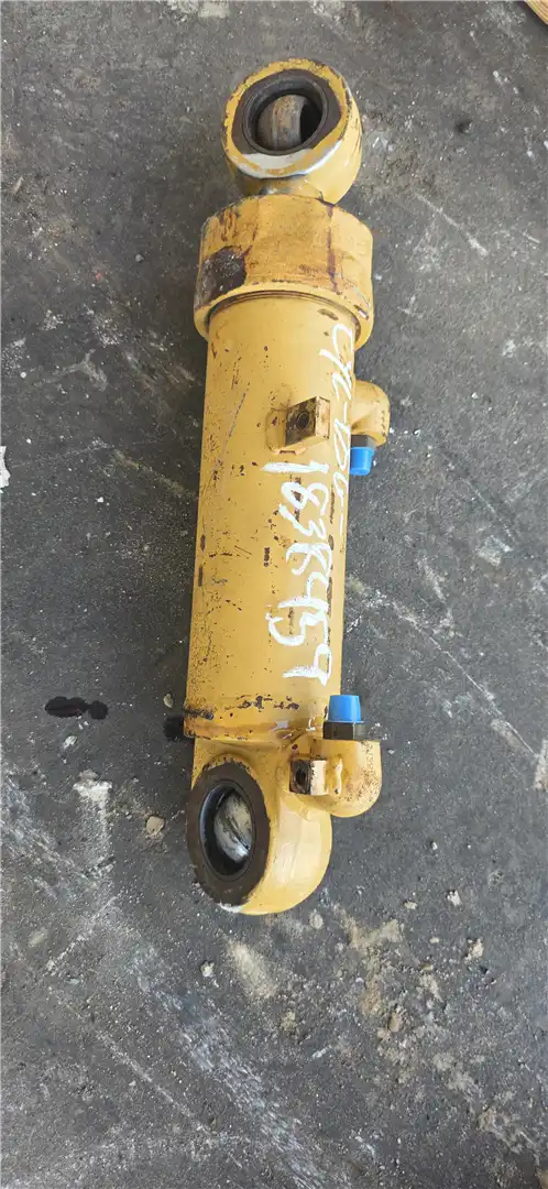 USED TILT CYL image 2
