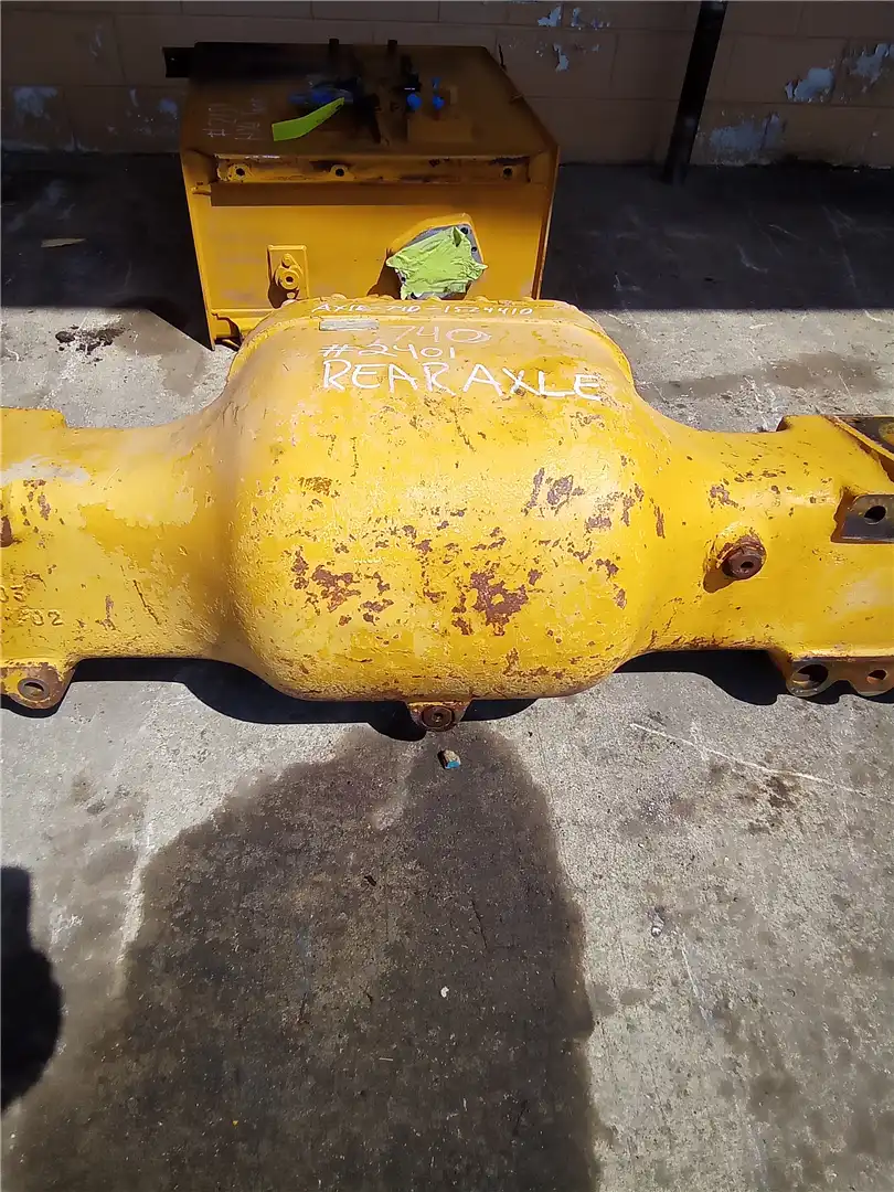 USED REAR AXLE image 4