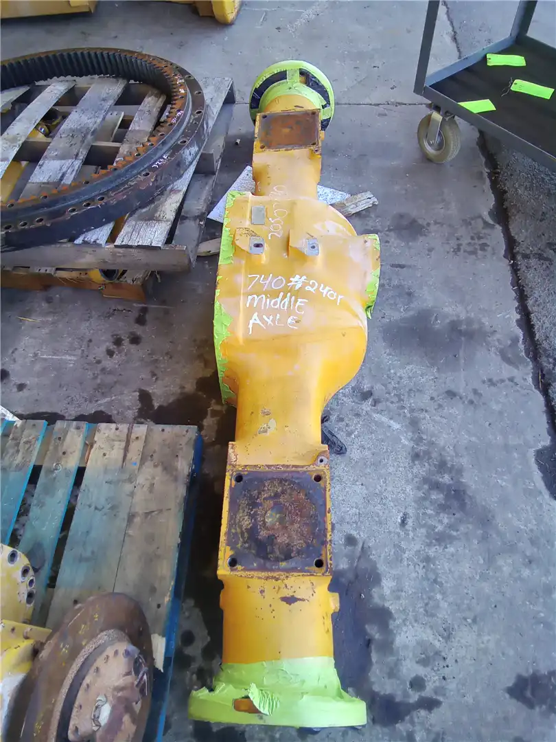 USED AXLE HOUSING indicator image 1